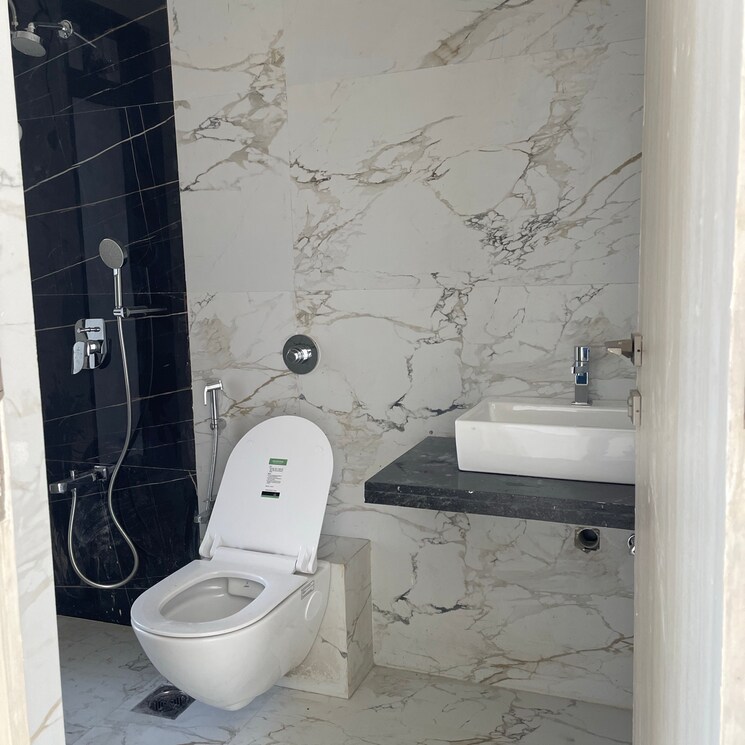 Bathroom, shanti-tower-prabhadevi 1 Bedroom 385 Sq.Ft. Apartment In Gokhale Road Mumbai 9305364