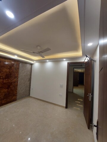 Master Bedroom in 2 BHK Builder Floor at Kalkaji – for Rent