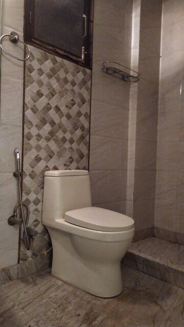 Attached Bathroom in 2 BHK Builder Floor at Kalkaji – for Rent
