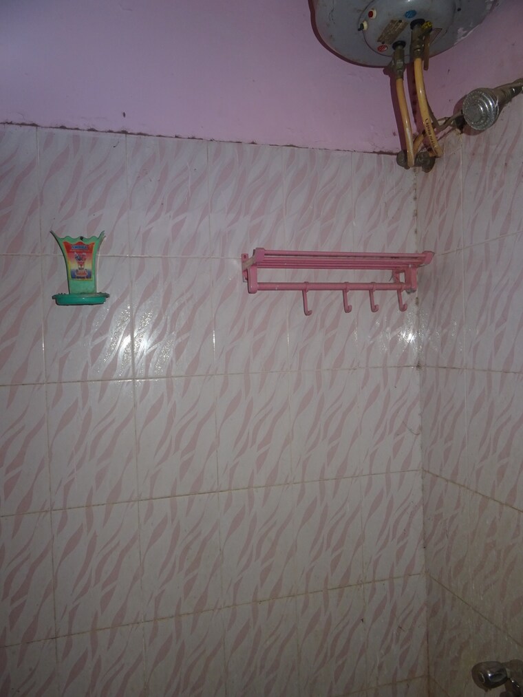 Bathroom, rt nagar 1 Bedroom 690 Sq.Ft. Independent House In Rt Nagar Bangalore 9305404