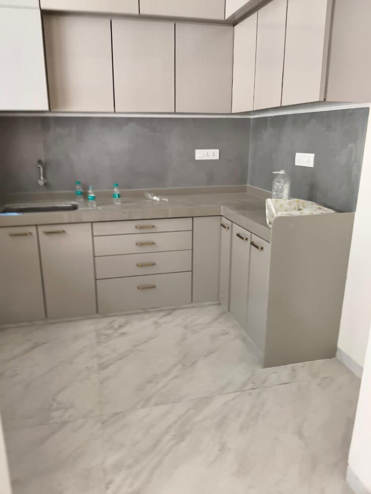 Kitchen, lower parel 4 Bedroom 1789 Sq.Ft. Apartment In Lower Parel Mumbai 9305407