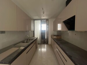 Building Lobby in 4 BHK Apartment at Prabhadevi – for Rent