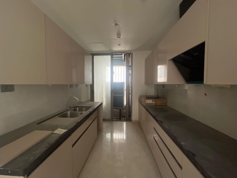 undefined, prabhadevi 4 Bedroom 2200 Sq.Ft. Apartment In Prabhadevi Mumbai 9305410