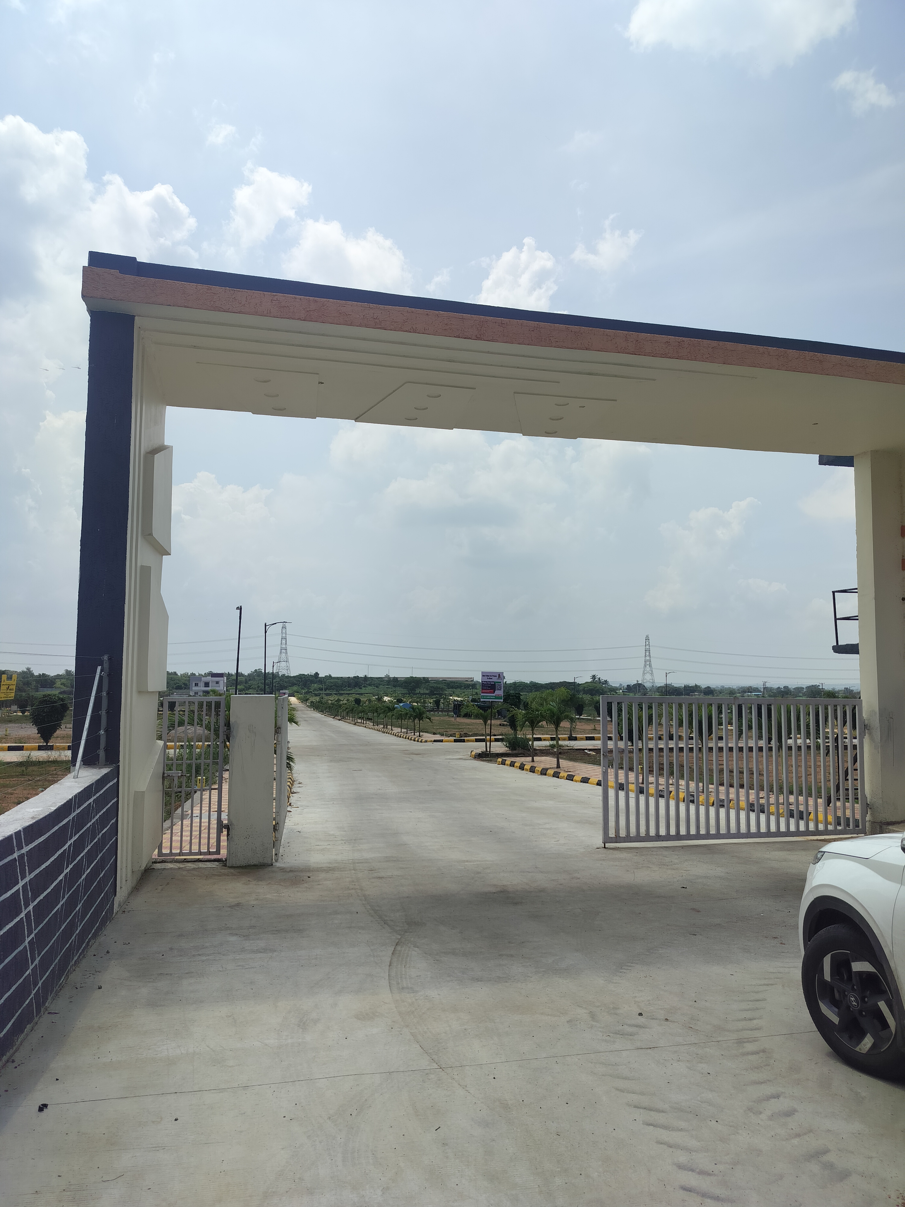 Plot For Sale in Sri Siddi Star City