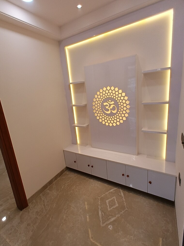 undefined, parklands 4 Bedroom 500 Sq.Yd. Builder Floor In Sector 85 Faridabad 9305424