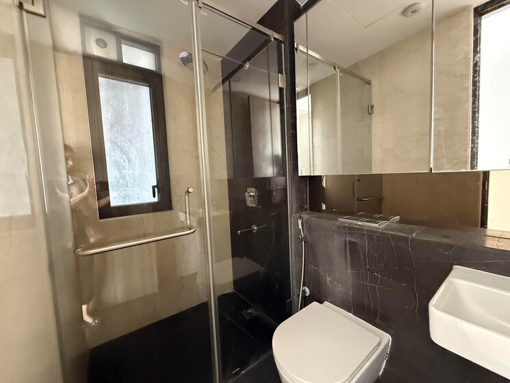 Team Area, worli 3 Bedroom 1932 Sq.Ft. Apartment In Worli Mumbai 9305442