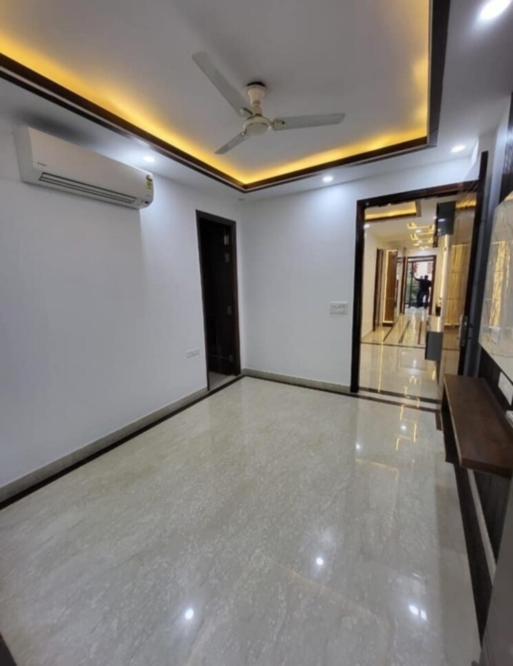 Bedroom, kalkaji 2 Bedroom 100 Sq.Yd. Builder Floor In Kalkaji Delhi 9305476