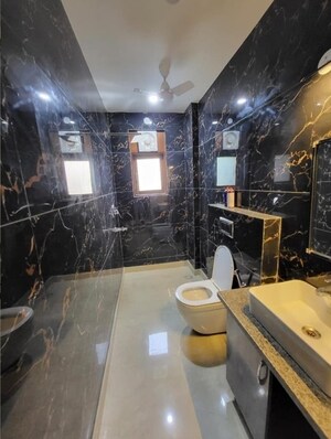 Attached Bathroom in 2 BHK Builder Floor at Kalkaji – for Rent