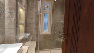 Attached Bathroom in 3 BHK Builder Floor at Chittaranjan Park – for Rent