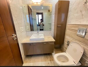Bathroom in 3 BHK Builder Floor at Veera Safdarjung Enclave, Safdarjung Enclave – for Rent