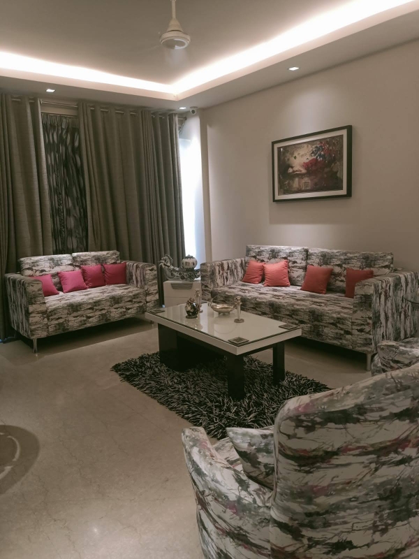 3 BHK + Pooja Room Builder Floor For Rent in Chittaranjan Park New Del