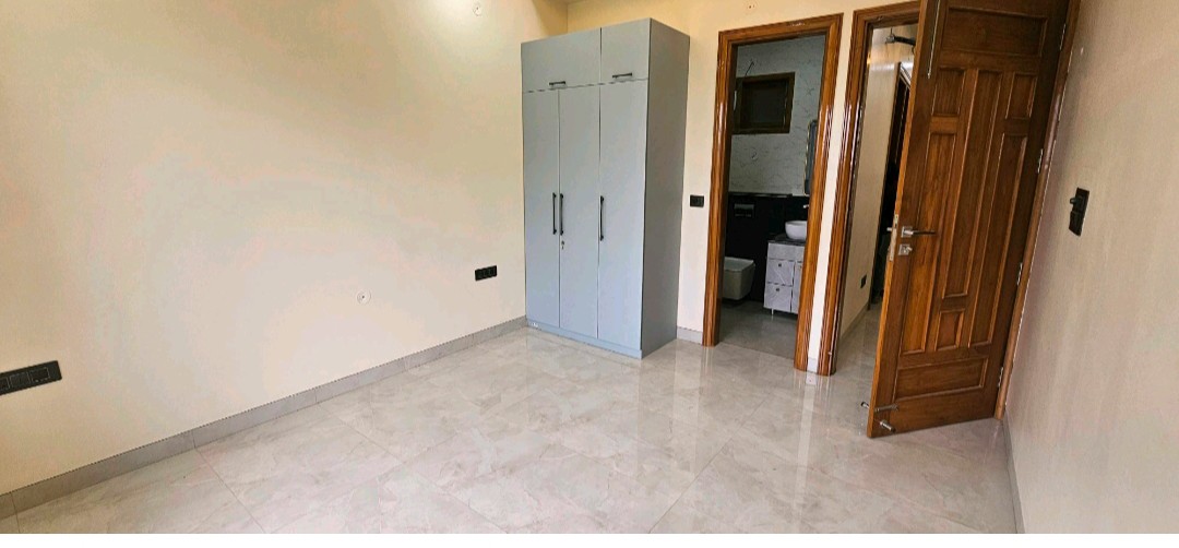 3 BHK Builder Floor For Sale in DLF Alameda Independent Floors