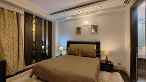 Master Bedroom in 3 BHK Builder Floor at Chittaranjan Park – for Rent