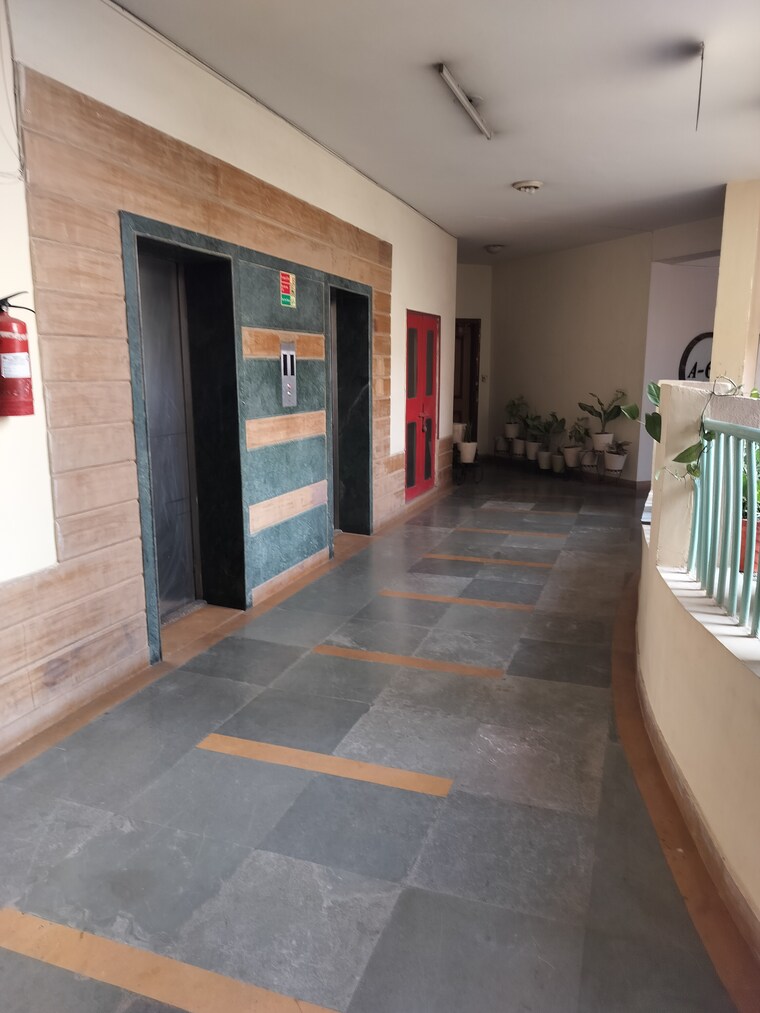  Parking, eldeco-ananda 4 Bedroom 2250 Sq.Ft. Apartment In Sector 48 Noida 9305504