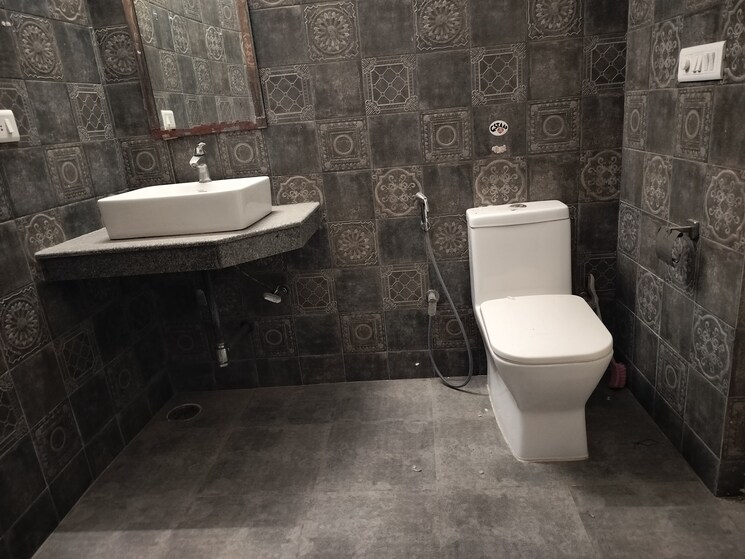 Bathroom, eldeco-ananda 4 Bedroom 2250 Sq.Ft. Apartment In Sector 48 Noida 9305504