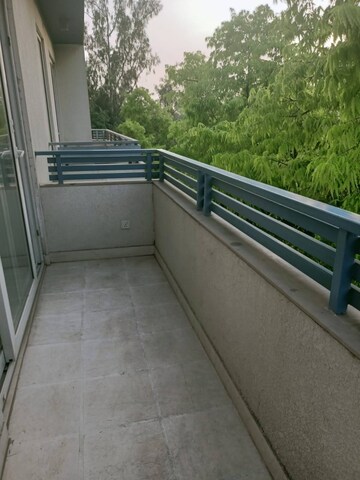 Balcony in 3 BHK Builder Floor at Nehru Enclave – for Rent