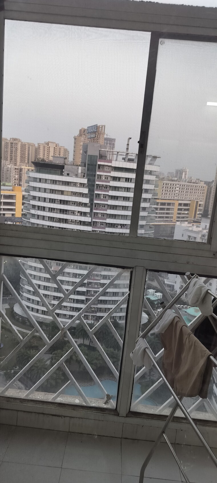 Exterior View, amrapali-eden-park 3 Bedroom 1360 Sq.Ft. Apartment In Sector 50 Noida 9305505