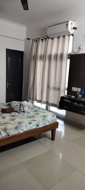 Bedroom in 3 BHK Apartment at Amrapali Eden Park, Sector 50 – for Rent