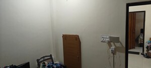 Furnished Amenities in 1.5 BHK Builder Floor at Homes 121, Sector 121 – for Rent