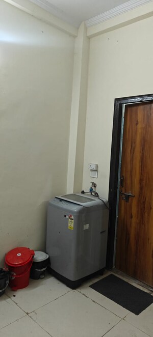 Furnished Amenities in 1.5 BHK Builder Floor at Homes 121, Sector 121 – for Rent