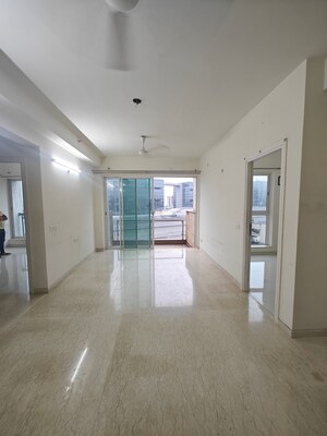 Room in 2.5 BHK Apartment at L & T Seawoods Residences Phase 1 Part A, Seawoods – for Sale