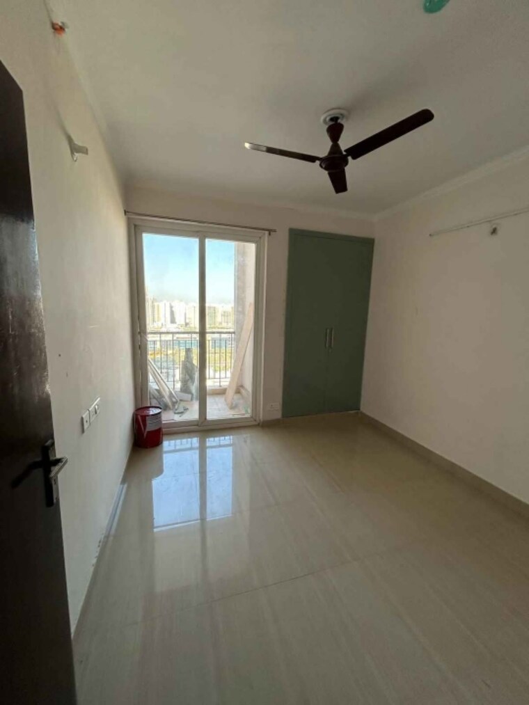 Room, amrapali-riverview 2 Bedroom 845 Sq.Ft. Apartment In Amrapali Leisure Valley Greater Noida 9305565