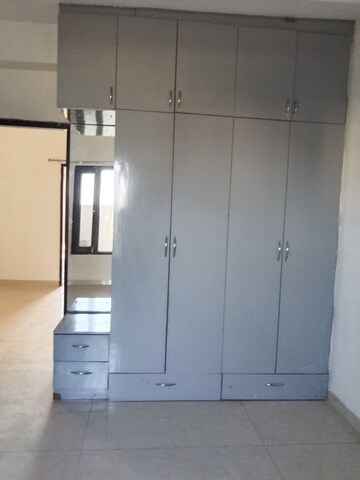 Room in 3 BHK Apartment at Dhakoli – for Rent