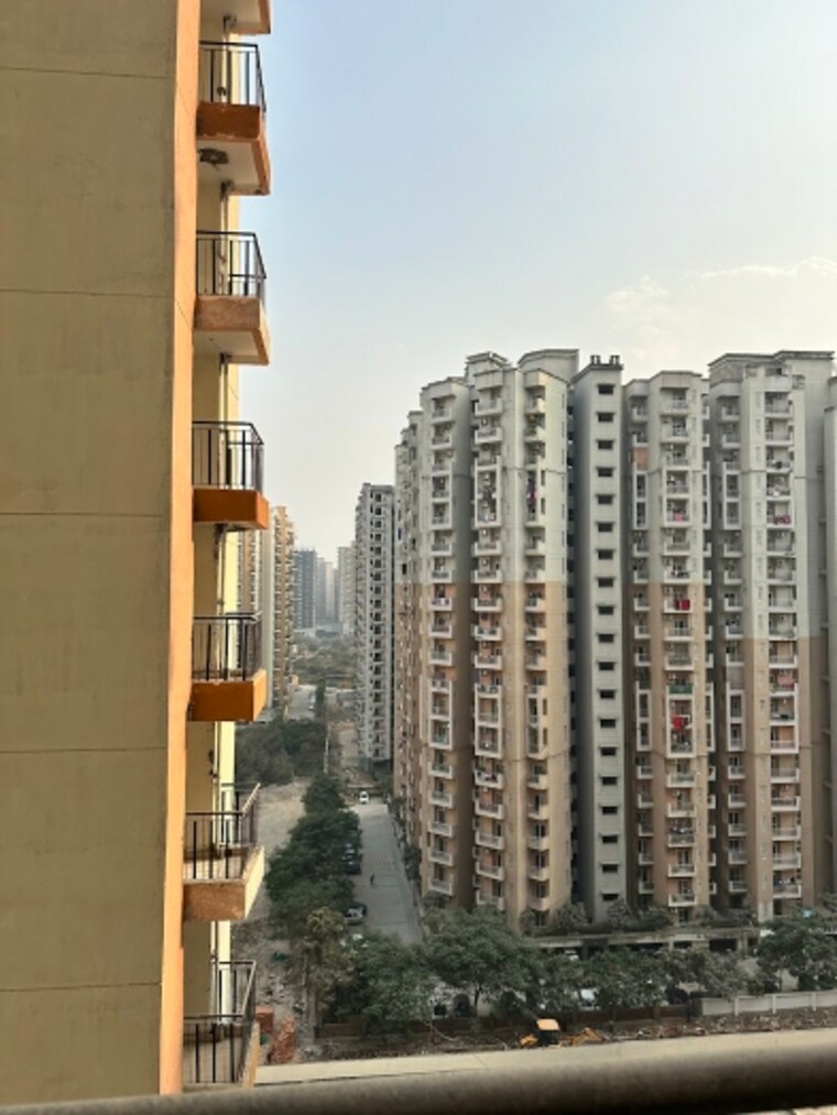 Exterior View, amrapali-centurian-park 3.5 Bedroom 2075 Sq.Ft. Apartment In Tech Zone 4 Greater Noida Greater Noida 9305573
