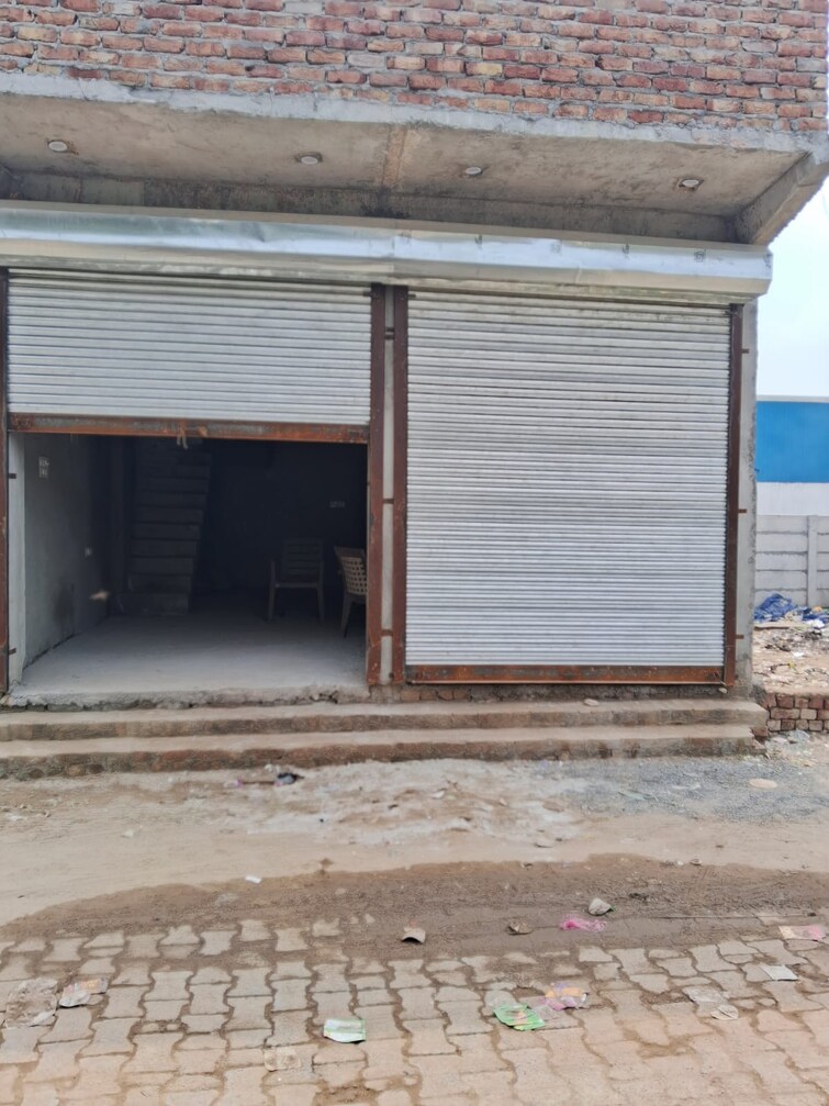 Cover Image, new industrial township Commercial Shop 400 Sq.Ft. In New Industrial Township Faridabad 9305587