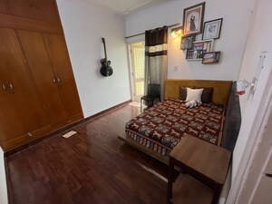 Bedroom in 2.5 BHK Builder Floor at Mayur Vihar Phase 1 Extension – for Rent