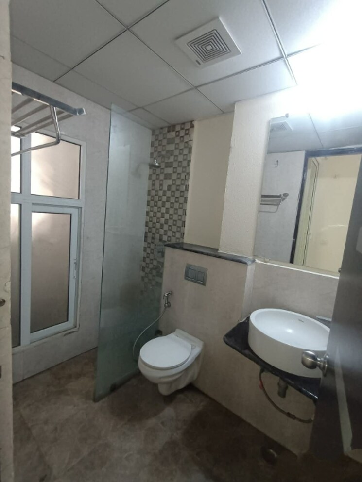 Bathroom, panchsheel-greens 2 Bedroom 728 Sq.Ft. Apartment In Sector 16 Greater Noida Greater Noida 9305626