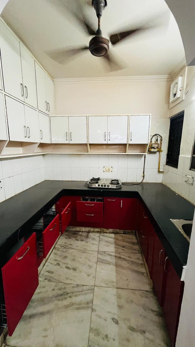 Kitchen, kalkaji 2 Bedroom 1200 Sq.Ft. Builder Floor In Kalkaji Delhi 9305627
