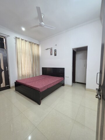 Bedroom in 4 BHK Apartment at M3M Golf Estate, Sector 65 – for Sale