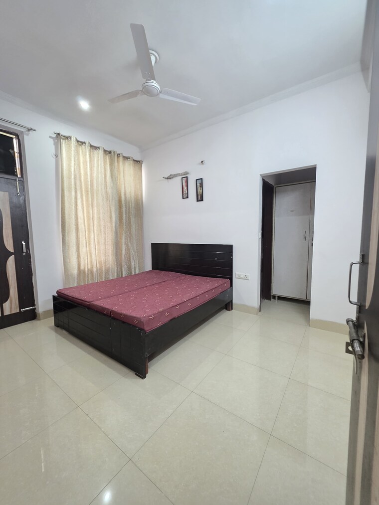 Bedroom, m3m-golf-estate 4 Bedroom 5100 Sq.Ft. Apartment In Sector 65 Gurgaon 9305674