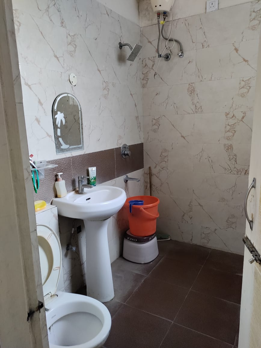 3 BHK + Pooja Room 1600 Sq.Ft. Apartment in Silver City Heights