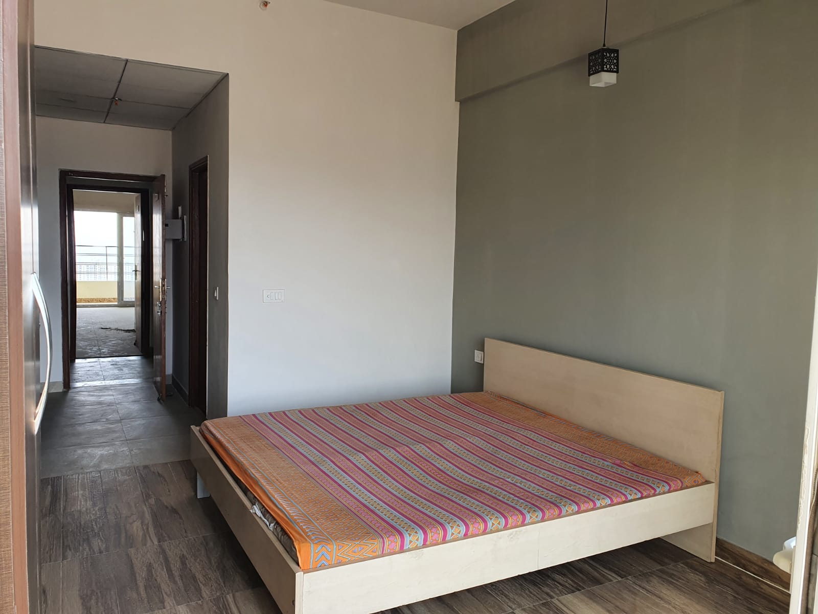 1 BHK 435 Sq.Ft. Apartment in Paramount Golfforeste