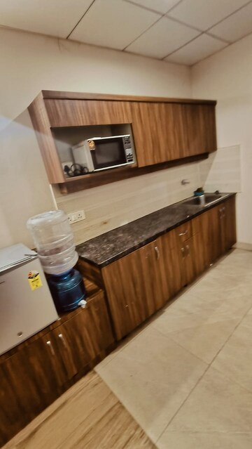 Furnished Amenities in 1 BHK Apartment at Paramount Golfforeste, Zeta I Greater Noida – for Rent