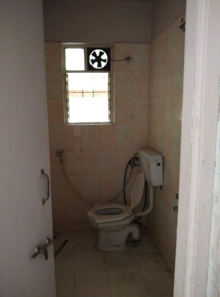 Bathroom, borate-jijai-nagari 2 Bedroom 750 Sq.Ft. Apartment In Kothrud Pune 9305721