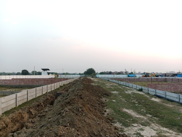 Exterior View, laramda  220 Sq.Yd. Plot In Laramda Agra 9305746