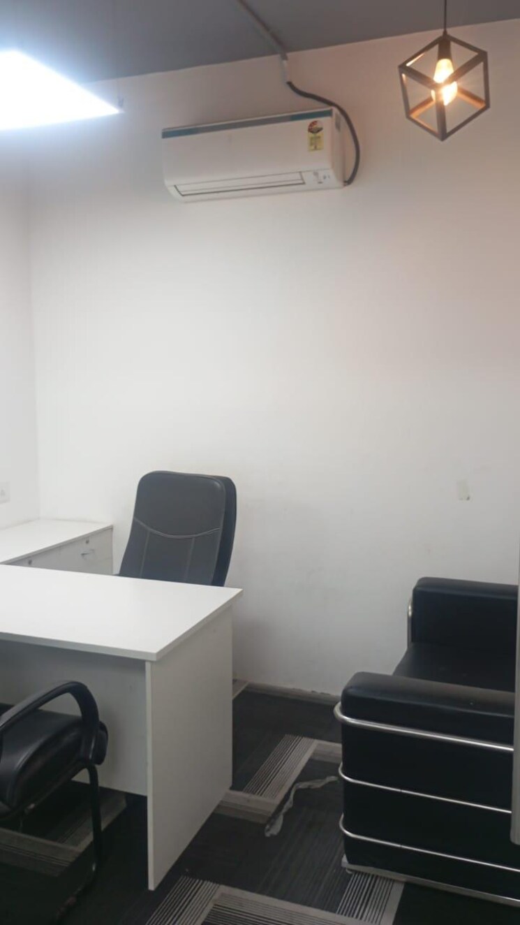 Team Area, sector 63 Commercial Office Space 1800 Sq.Ft. In Sector 63 Noida 9305728