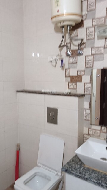 Bathroom in 3 BHK Builder Floor at Sector 45 – for Rent