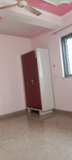 Room in 2 BHK Builder Floor at Saket – for Rent