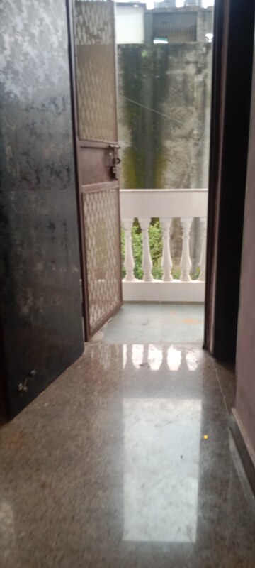 2 BHK Builder Floor For Rent in Saket