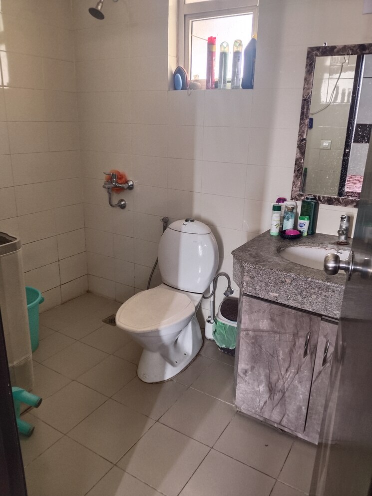 Bathroom, vatika-gurgaon-21 3 Bedroom 1733 Sq.Ft. Apartment In Sector 83 Gurgaon 9305789