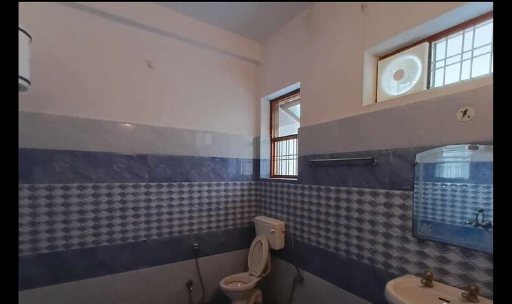 Bathroom, gomti nagar 2 Bedroom 2152 Sq.Ft. Independent House In Gomti Nagar Lucknow 9305806
