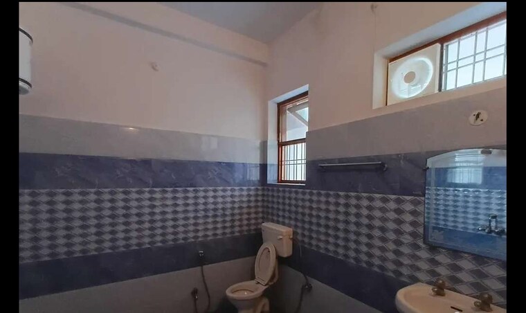 Bathroom, gomti nagar 2 Bedroom 2152 Sq.Ft. Independent House In Gomti Nagar Lucknow 9305806