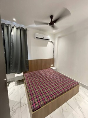 Bedroom in 1 BHK Apartment at Neb Sarai – for Rent
