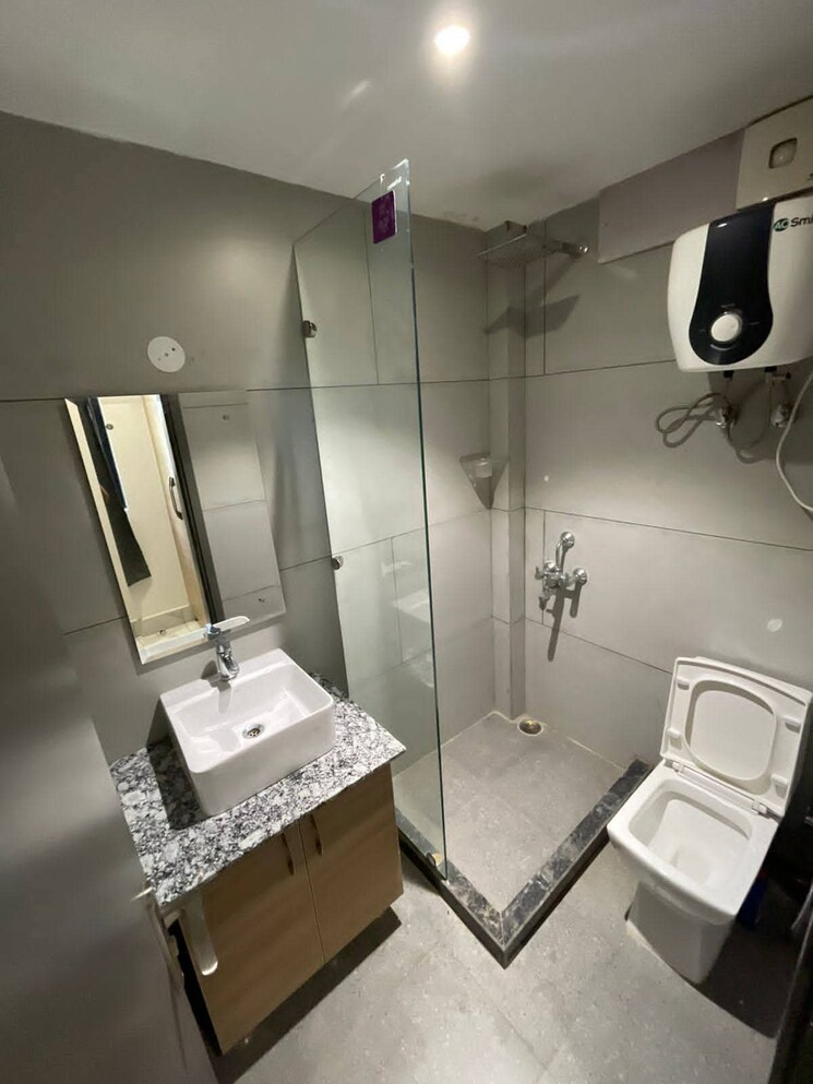 Attached Bathroom, neb sarai 1 Bedroom 500 Sq.Ft. Apartment In Neb Sarai Delhi 9305810