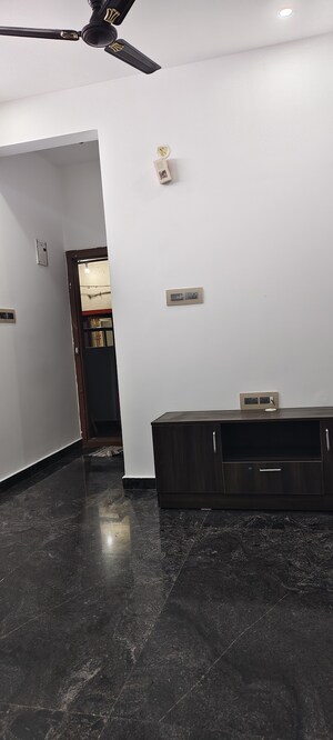 2 BHK Builder Floor For Rent in Halasuru