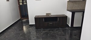 Room in 2 BHK Builder Floor at Halasuru – for Rent